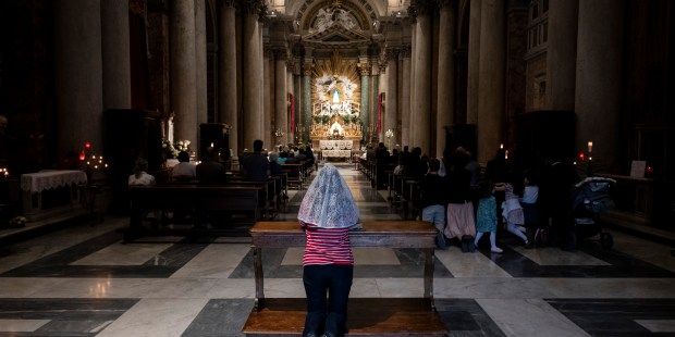 , La belle Adoration pour la vie d’Italie (Photos)
& requête au petit jour.