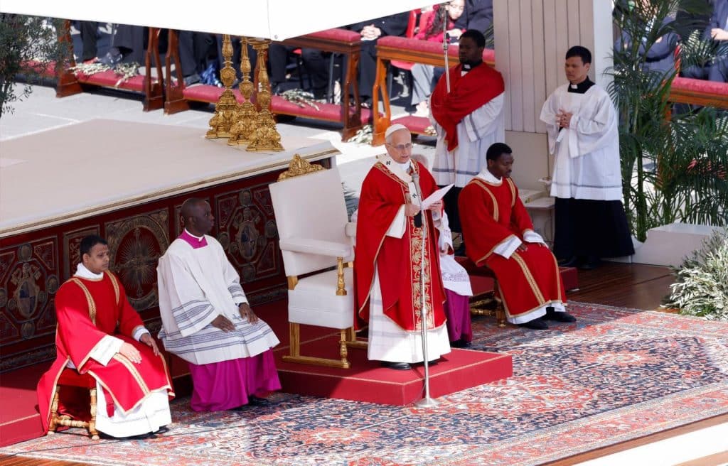 , Texte intégral : Première homélie du dimanche des Rameaux du pape Léon XIV
& requête en début de journée.