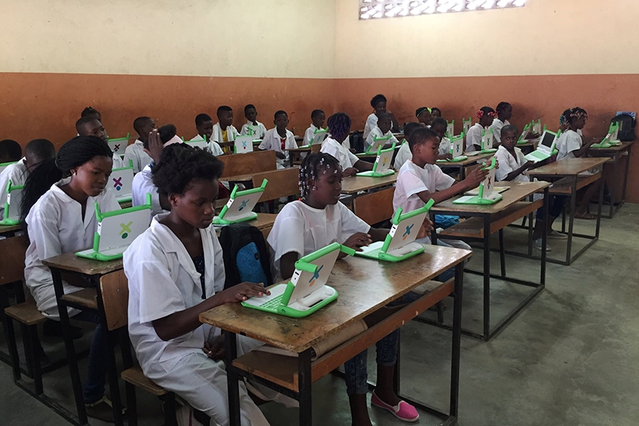 , Le voyage du pape Léon en Afrique sera son plus long voyage à ce jour
& requête pour commencer la journée.