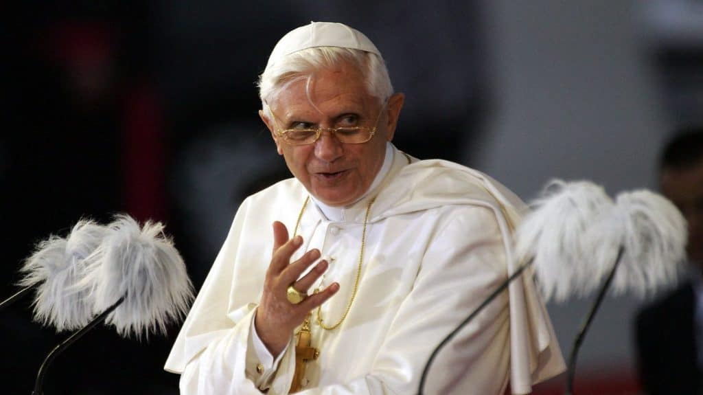 , Centenaire du pape Benoît XVI : initiatives en mémoire de Joseph Ratzinger
et croire en la Vierge Marie.