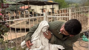 , L’armée israélienne enquête sur l’acte d’un soldat contre la statue de la Vierge Marie au Liban
& prière au petit jour.