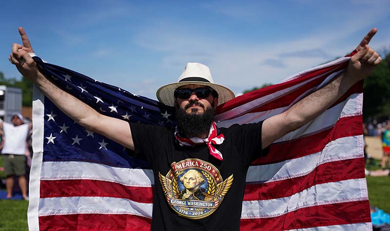 , Les Américains appelés à redécouvrir les valeurs fondatrices de leur nation
avec une invocation du matin.